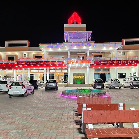 Kesar Hotel Viramgam 外观 照片