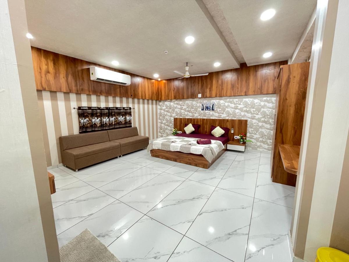 Kesar Hotel Viramgam 外观 照片