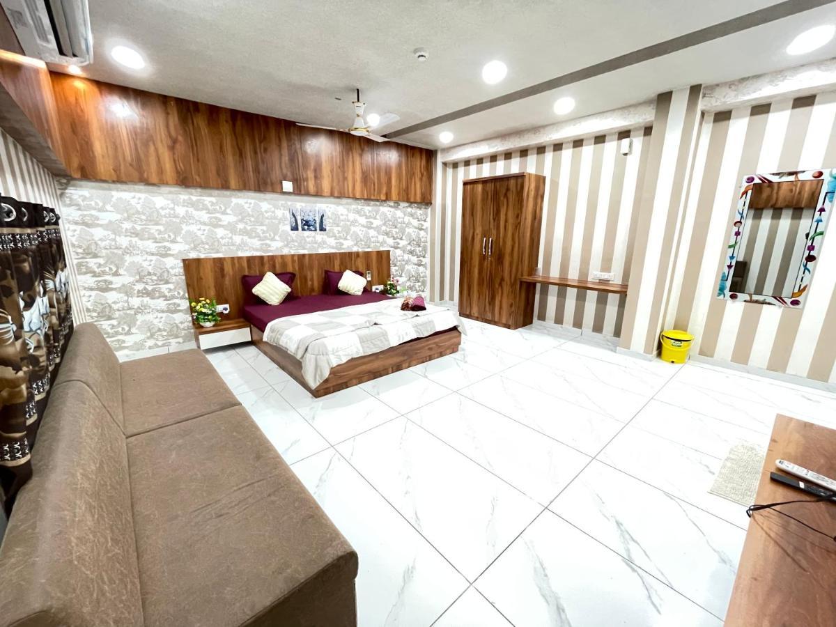 Kesar Hotel Viramgam 外观 照片